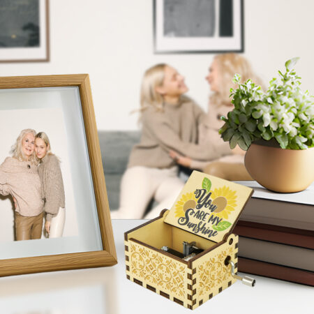 US🇺🇸 FBA Free Shipping, Music Box, Stock: 200, MOQ 50, Price: $1.3